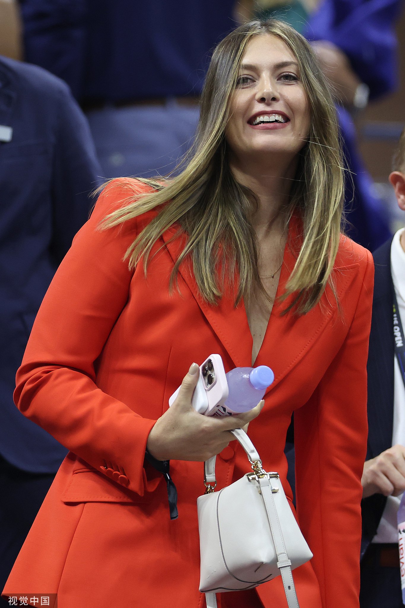 莎拉波娃与90激战西班牙队分钟,领先优势明显胜负难料!,哈登焦点对战上演精彩一战 莎拉波娃与90激战西班牙队分钟,领先优势明显胜负难料!,哈登焦点对战上演精彩一战